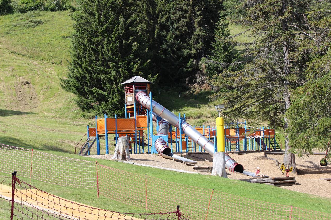 Holidays Groupes Anzère Екстериор снимка
